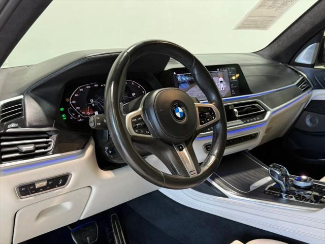 2020 BMW X7 M50i
