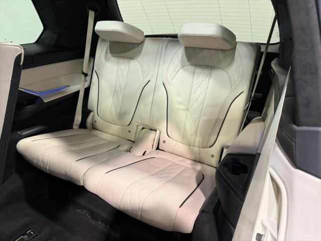 2020 BMW X7 M50i
