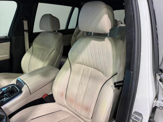 2020 BMW X7 M50i