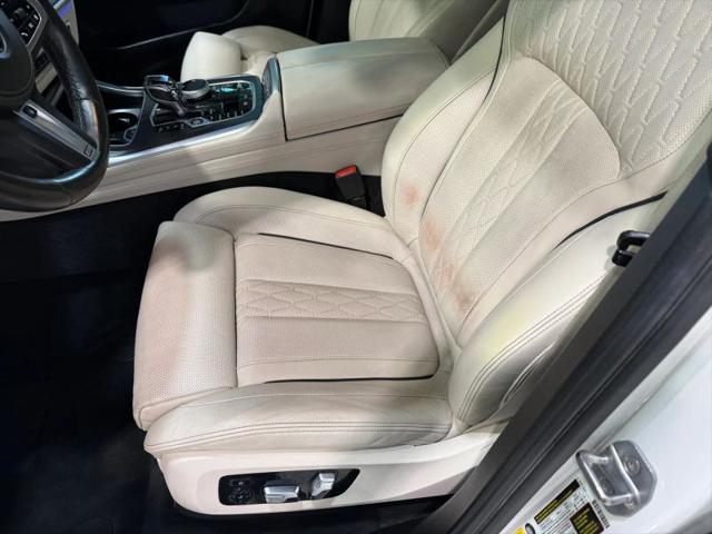 2020 BMW X7 M50i