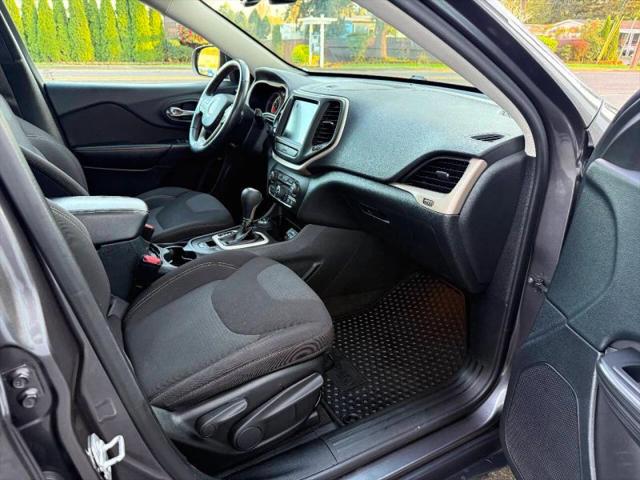 2015 Jeep Cherokee Latitude Altitude