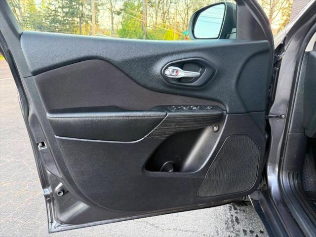 2015 Jeep Cherokee Latitude Altitude