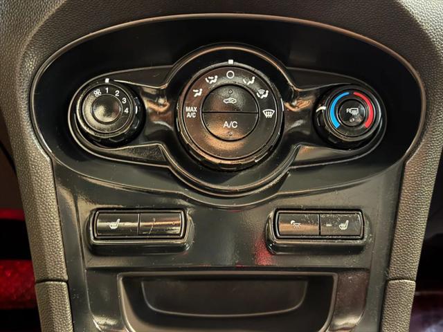 2012 Ford Fiesta SES
