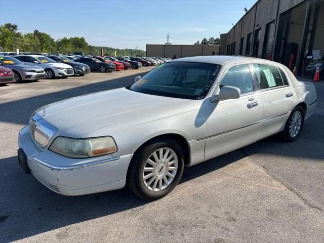 2004 Lincoln Town Car Ultimate