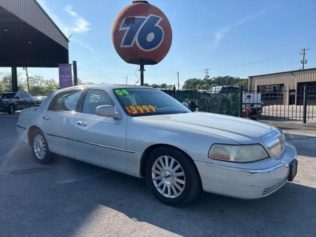 2004 Lincoln Town Car Ultimate for sale in Hueytown, AL