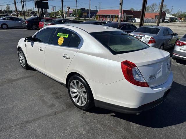 2014 Lincoln MKS Base