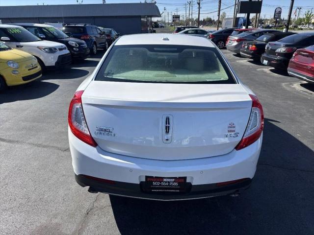 2014 Lincoln MKS Base