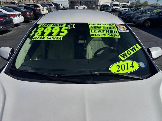 2014 Lincoln MKS Base