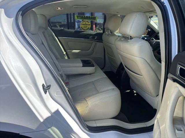 2014 Lincoln MKS Base