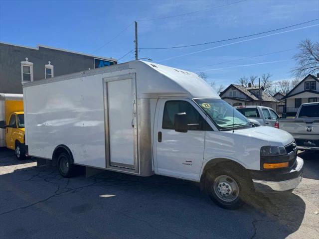 2022 Chevrolet Express Cutaway 4500 Van
