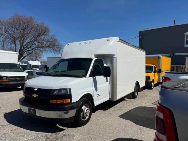 2022 Chevrolet Express Cutaway 4500 Van