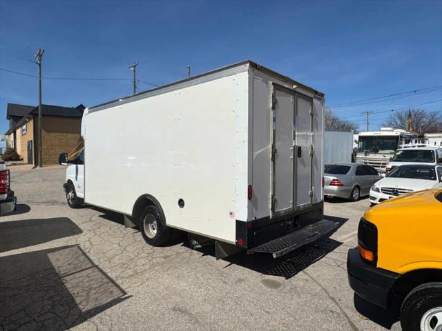 2022 Chevrolet Express Cutaway 4500 Van