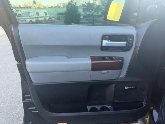 2011 Toyota Sequoia Platinum 5.7L V8