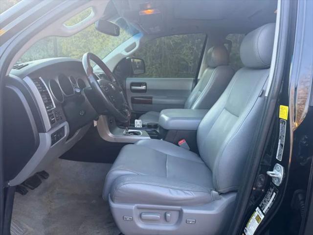 2011 Toyota Sequoia Platinum 5.7L V8