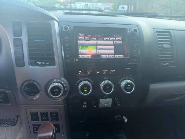 2011 Toyota Sequoia Platinum 5.7L V8