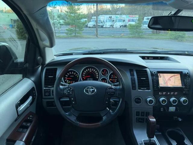 2011 Toyota Sequoia Platinum 5.7L V8
