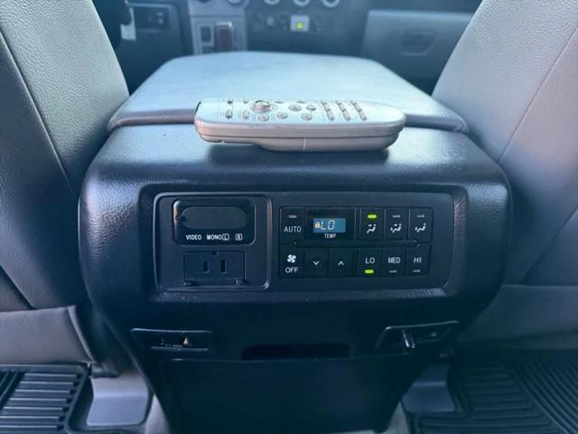 2011 Toyota Sequoia Platinum 5.7L V8