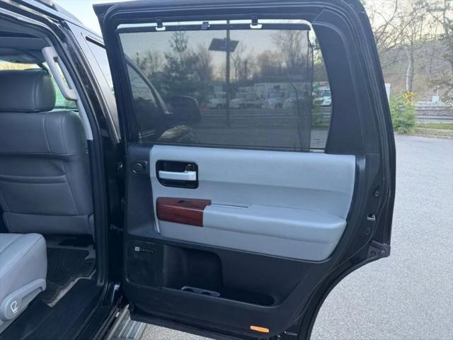 2011 Toyota Sequoia Platinum 5.7L V8