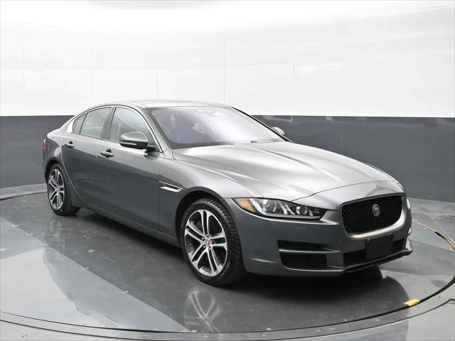 2017 Jaguar XE 35t Premium