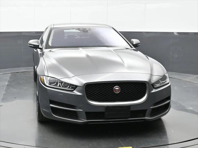 2017 Jaguar XE 35t Premium