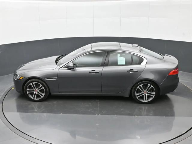 2017 Jaguar XE 35t Premium
