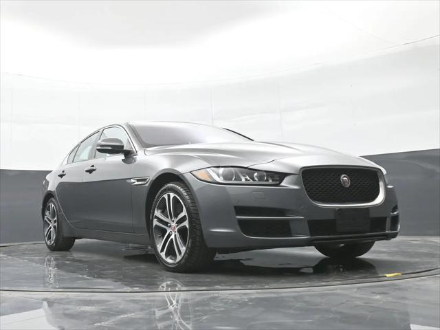 2017 Jaguar XE 35t Premium