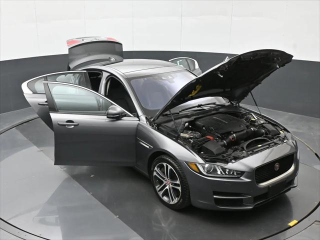 2017 Jaguar XE 35t Premium