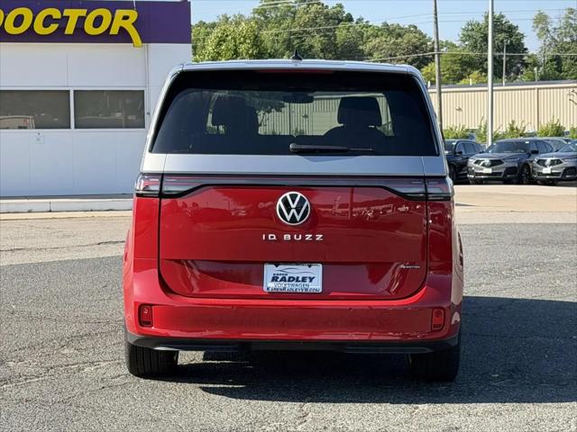 2025 Volkswagen ID. Buzz Pro S Plus with 4MOTION