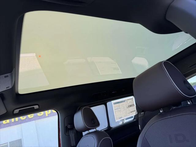 2025 Volkswagen ID. Buzz Pro S Plus with 4MOTION