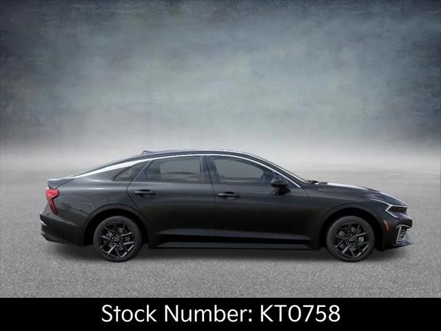 2026 Kia K5 LXS FWD