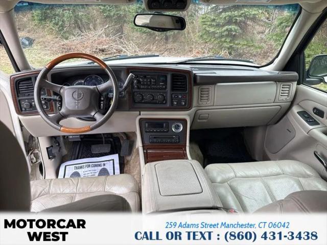 2002 Cadillac Escalade Standard