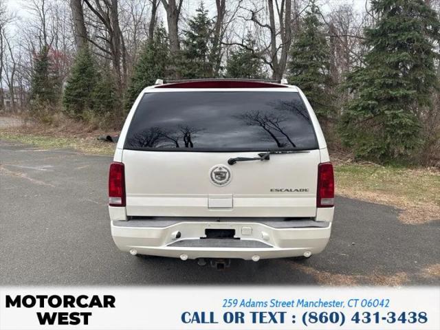 2002 Cadillac Escalade Standard