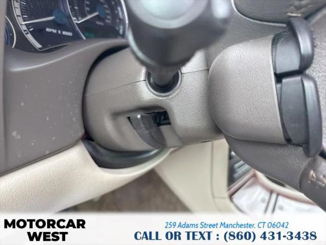 2002 Cadillac Escalade Standard