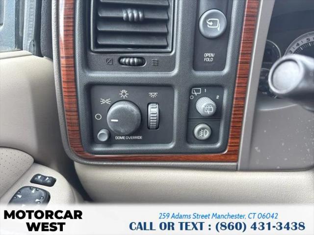 2002 Cadillac Escalade Standard
