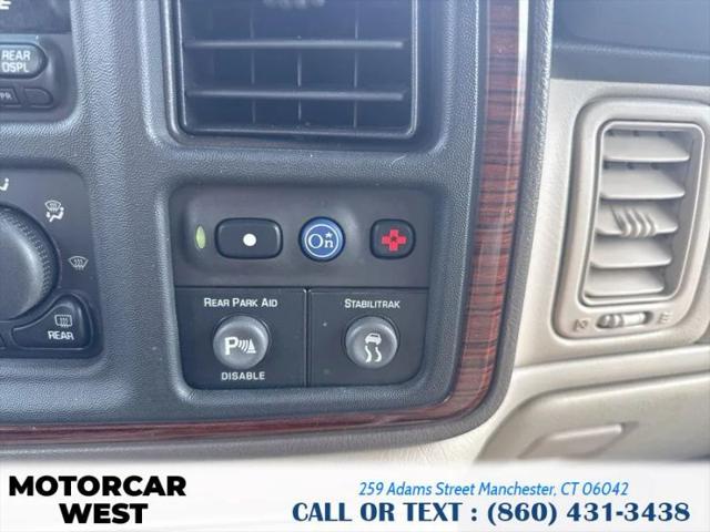 2002 Cadillac Escalade Standard