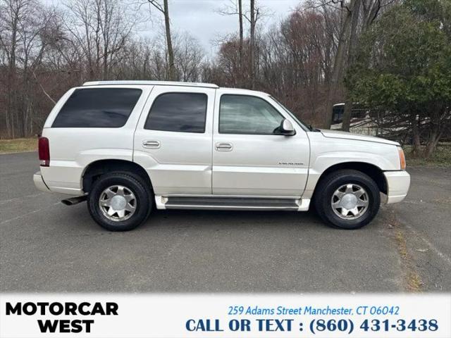 2002 Cadillac Escalade Standard