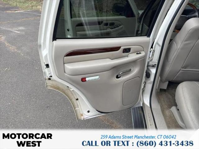 2002 Cadillac Escalade Standard