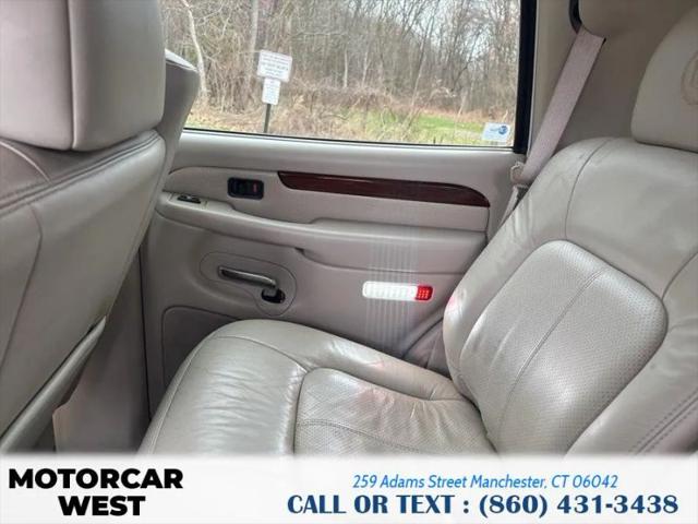 2002 Cadillac Escalade Standard