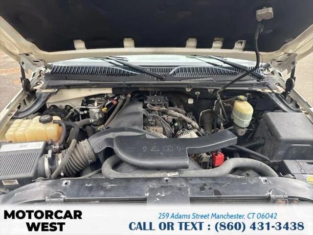 2002 Cadillac Escalade Standard