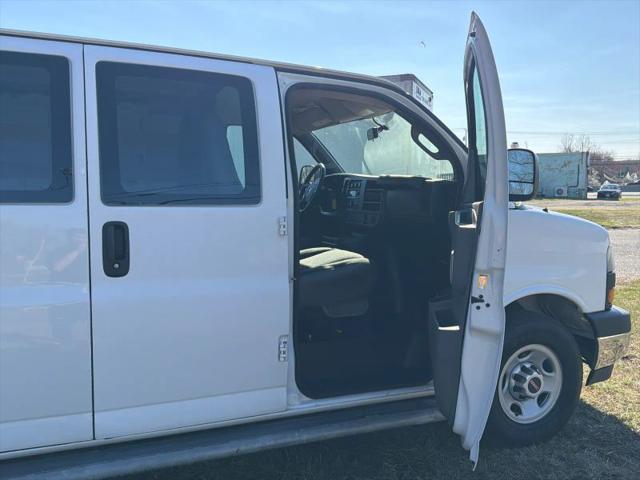 2019 GMC Savana 2500 Work Van