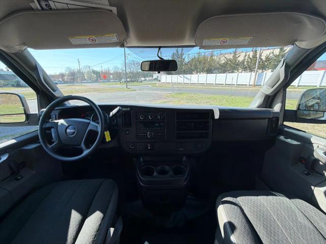 2019 GMC Savana 2500 Work Van