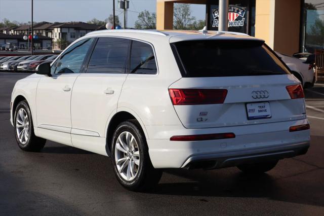 2019 Audi Q7 55 SE Premium