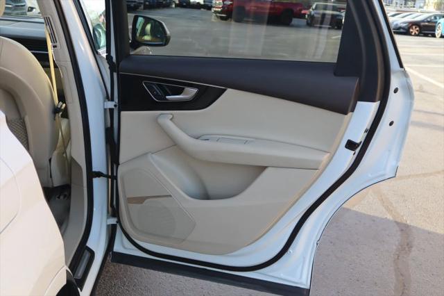 2019 Audi Q7 55 SE Premium