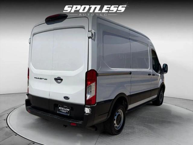 2022 Ford Transit Cargo Van Medium Roof w/RWB