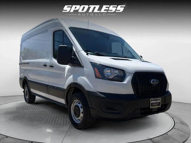 2022 Ford Transit Cargo Van Medium Roof w/RWB