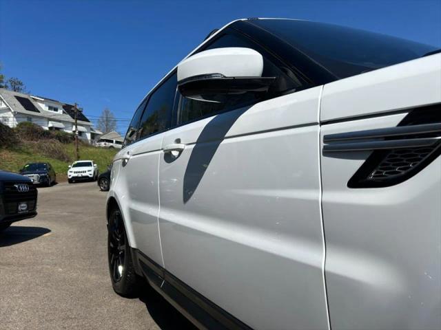 2017 Land Rover Range Rover Sport 3.0L V6 Supercharged HSE