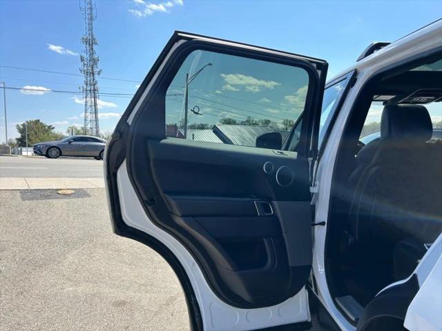 2017 Land Rover Range Rover Sport 3.0L V6 Supercharged HSE