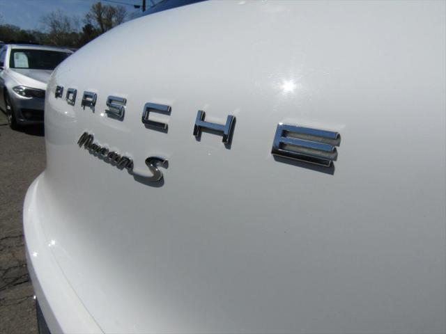 2015 Porsche Macan S