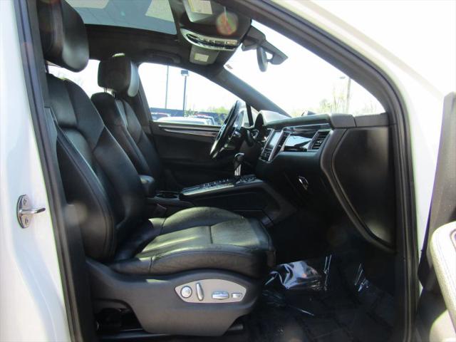 2015 Porsche Macan S
