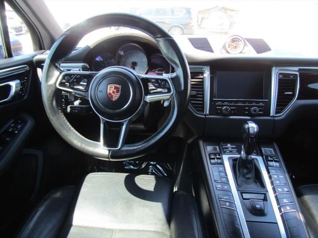 2015 Porsche Macan S